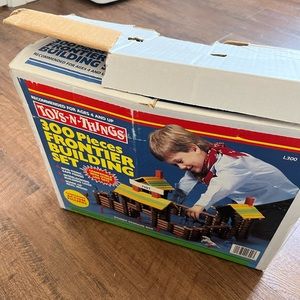 Toys-N-Things Vintage 300 Piece Frontier Building Set Original Box Lincoln Logs